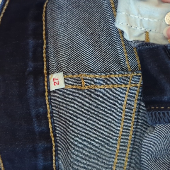 Levi's mid-rise Bermuda dark indigo denim shorts 27 - Picture 7 of 8